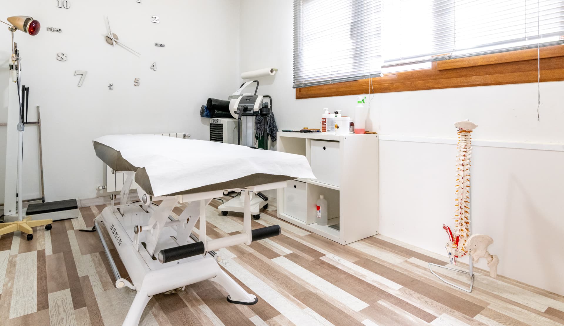 Pide cita para osteopatía en Cambados con Nuria Caballero
